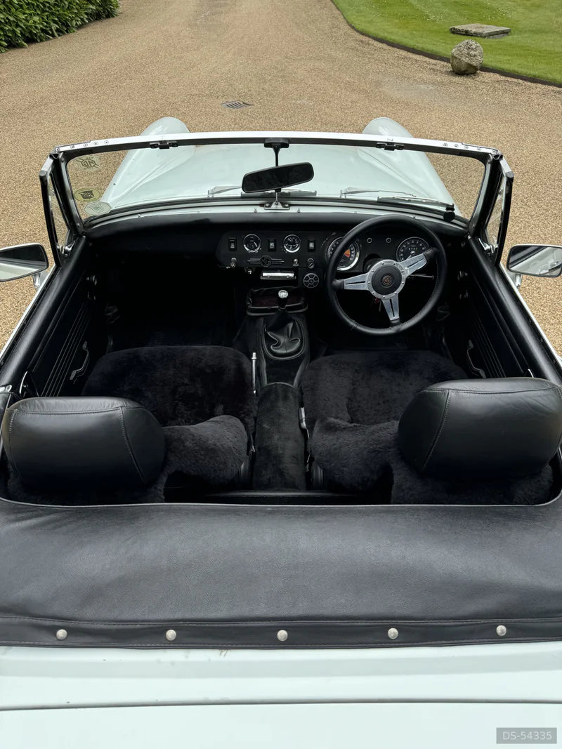 1975 MG Midget in Amersham 8