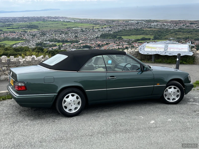 1995 Mercedes-Benz E320 Sportline Cabriolet - A124 in Rhyl, Denbighshire 2
