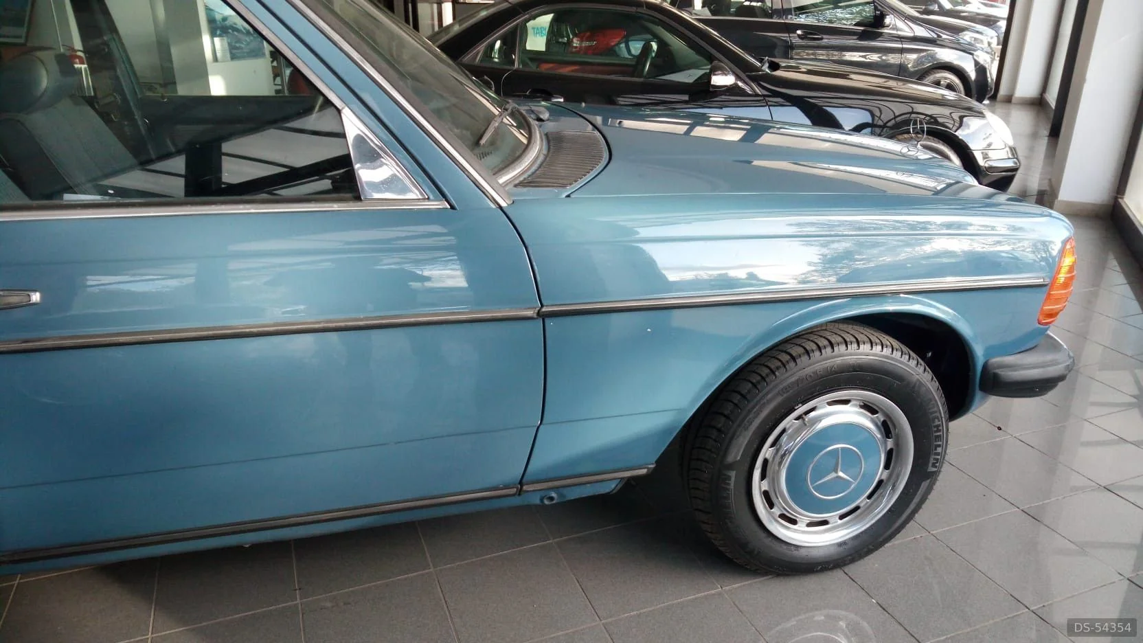 1983 Mercedes-Benz 240