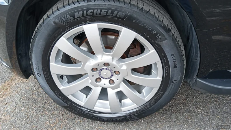 2010 Mercedes-Benz Glk in Aprilia 9