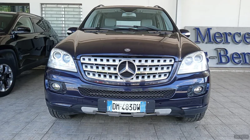 2007 Mercedes-Benz Ml 320 in Aprilia 2