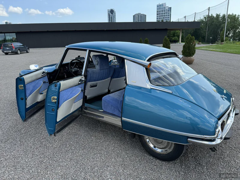 1974 Citroen Ds20 Pallas in Montreal 3
