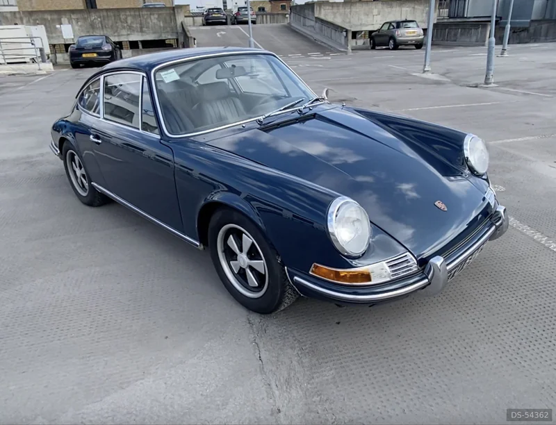 1970 Porsche 911 in London 4