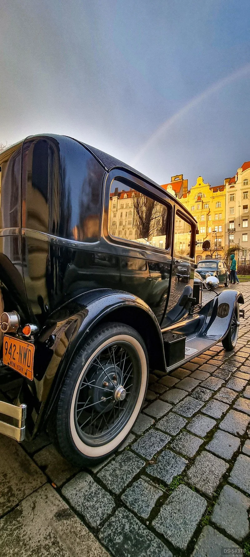 1928 Ford Model A in Prague 12 4