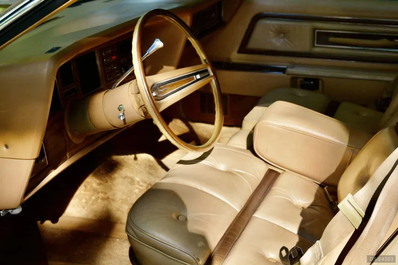 1974 Lincoln Continental Mark Iv in Trnava 8