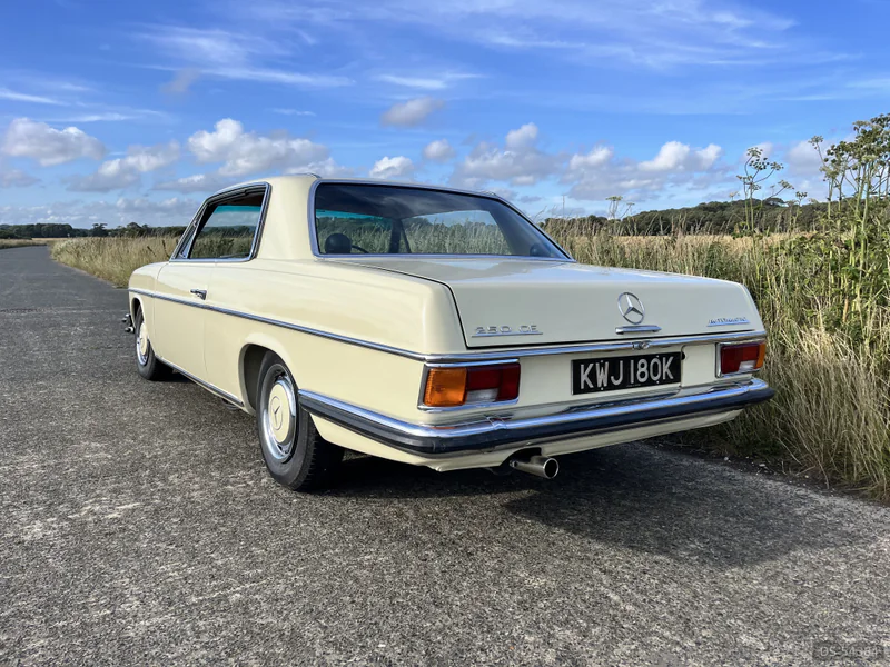 1971 Mercedes-Benz 250ce in Worthing 2