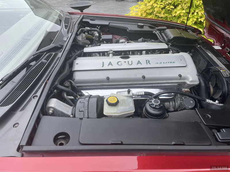 1995 Jaguar Xj6 in Glasgow 3