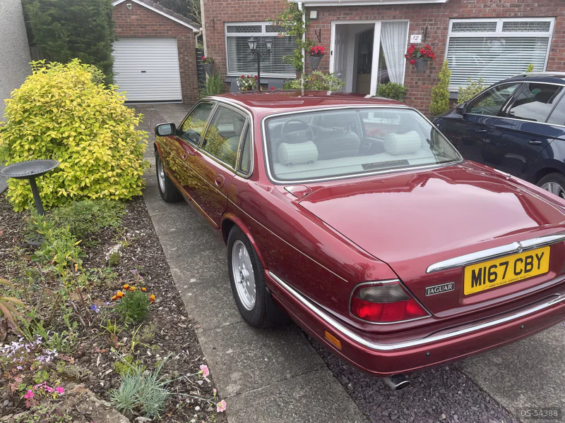 1995 Jaguar Xj6 in Glasgow 5