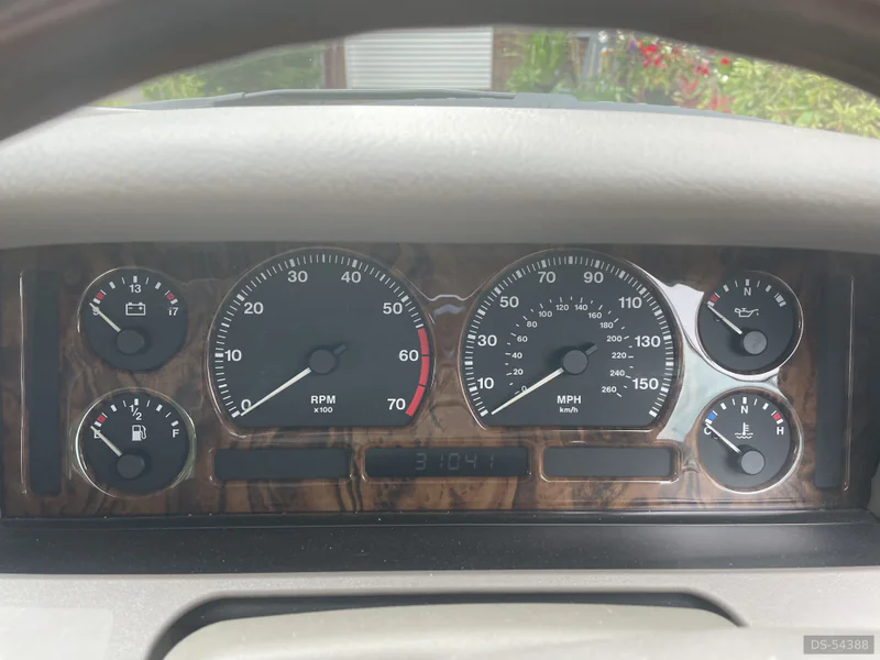 1995 Jaguar Xj6 in Glasgow 7