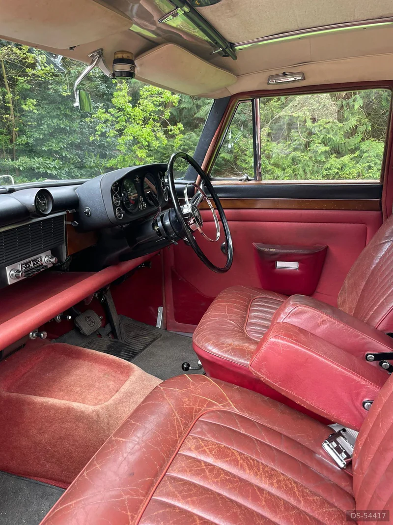 1964 Rover P5 in London 3