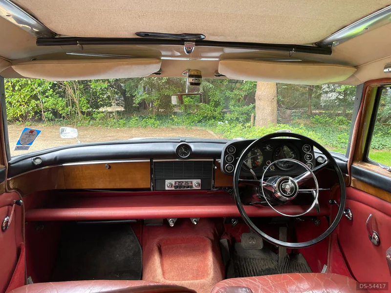 1964 Rover P5 in London 4