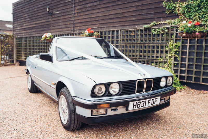 1990 BMW E30 in Northiam 3
