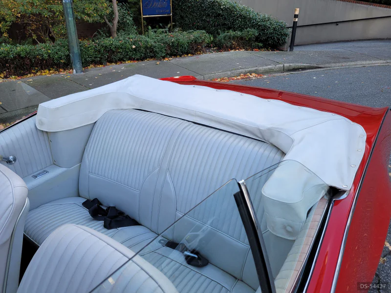 1968 Oldsmobile 442 in New Westminster 9