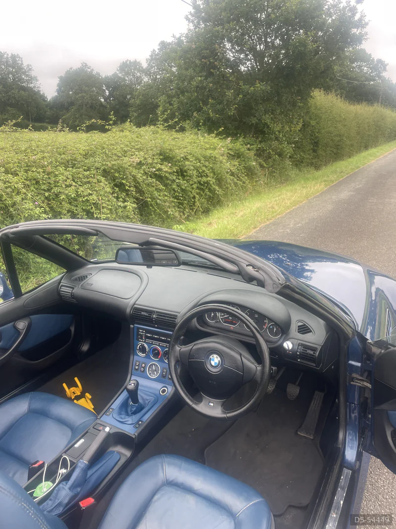 2002 BMW Z3 in Oxted 7