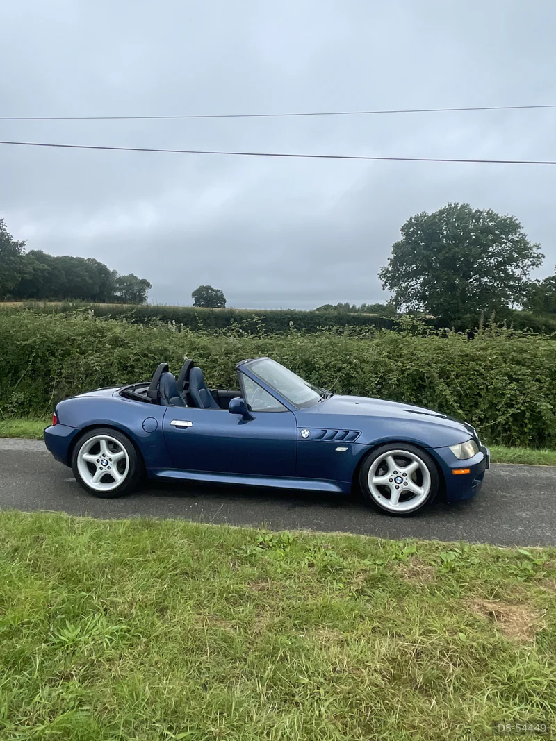 2002 BMW Z3 in Oxted