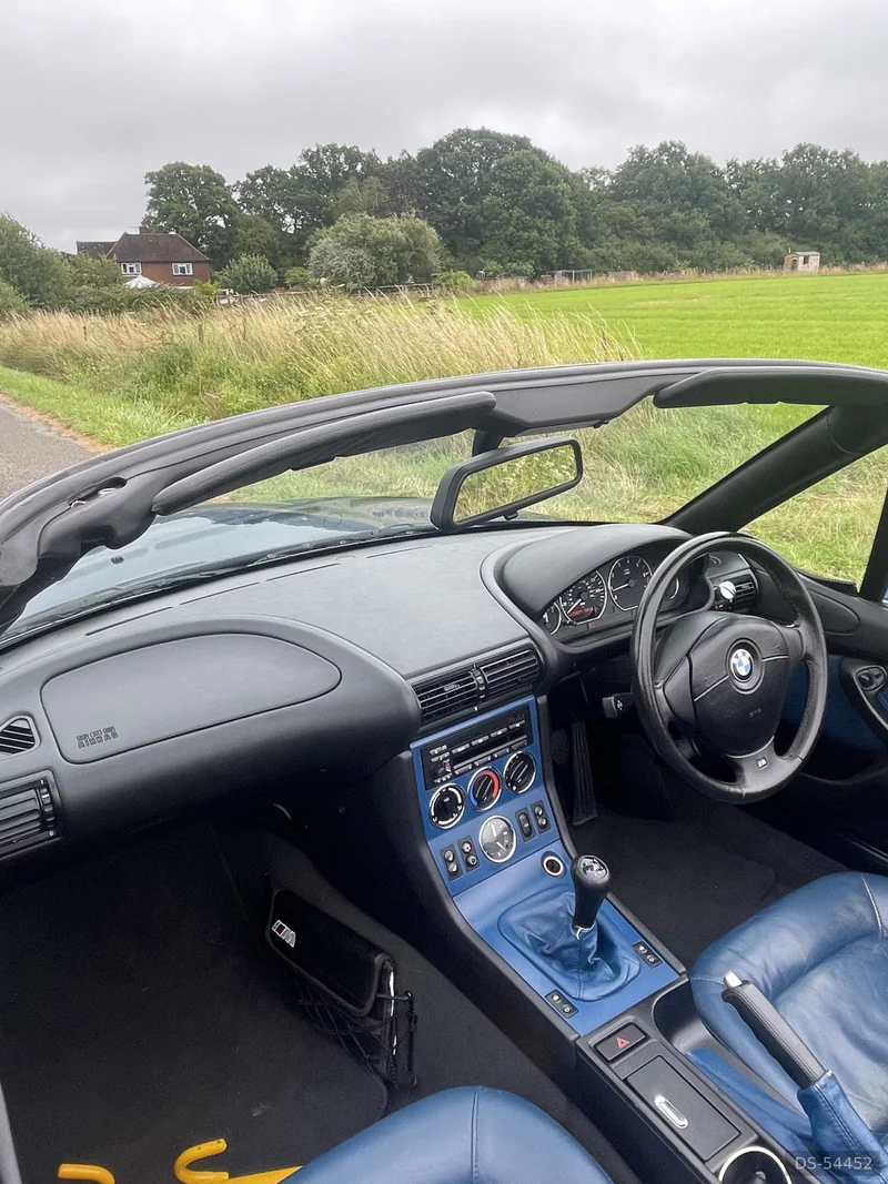 2002 BMW Z3 in Oxted 6