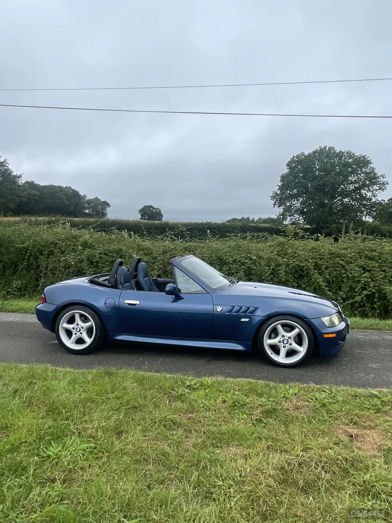2002 BMW Z3 in Oxted 7