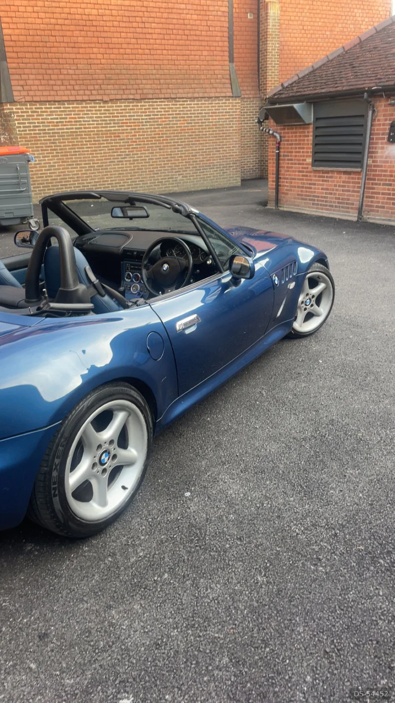 2002 BMW Z3 in Oxted 9