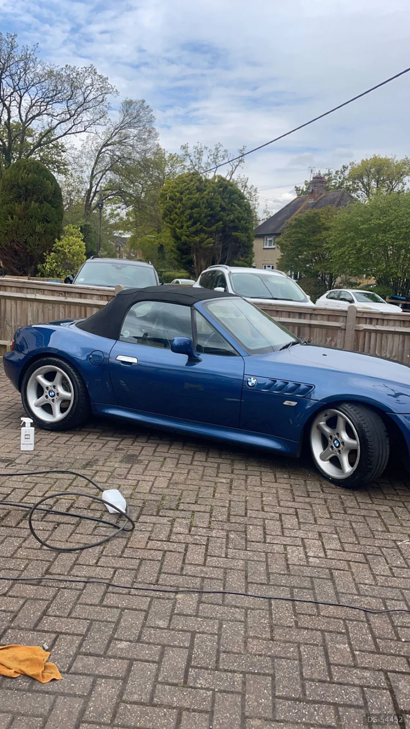 2002 BMW Z3 in Oxted 4