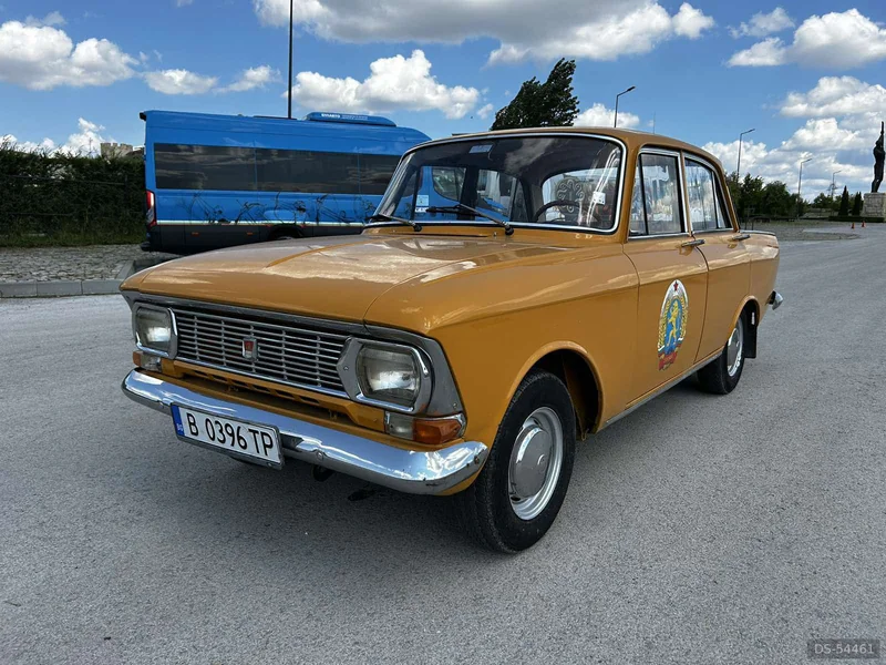1975 Moskvich 412 in с. неофит рилски 2