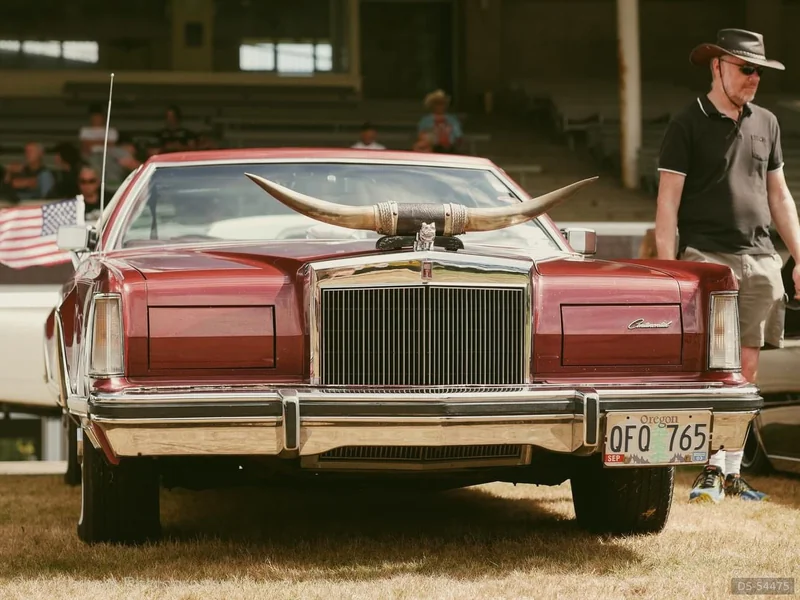 1977 Lincoln Continental in Auckland 2