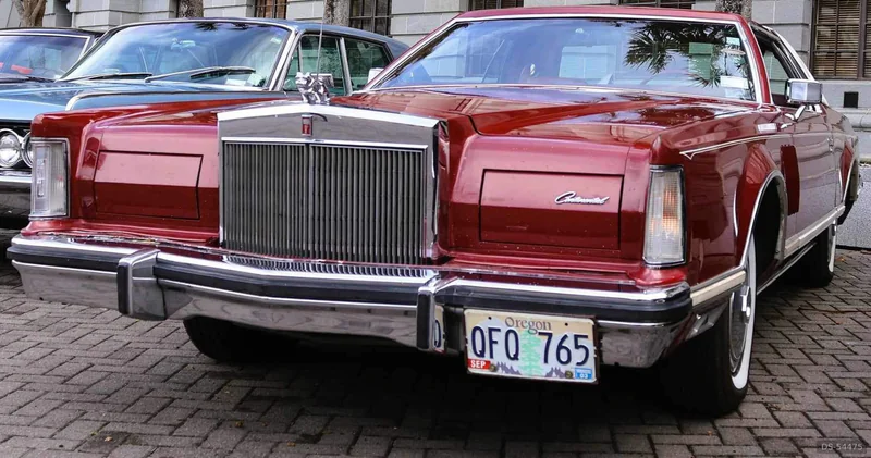 1977 Lincoln Continental in Auckland 3