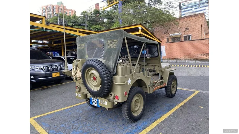 1950 Willys M38 in Medellin 5