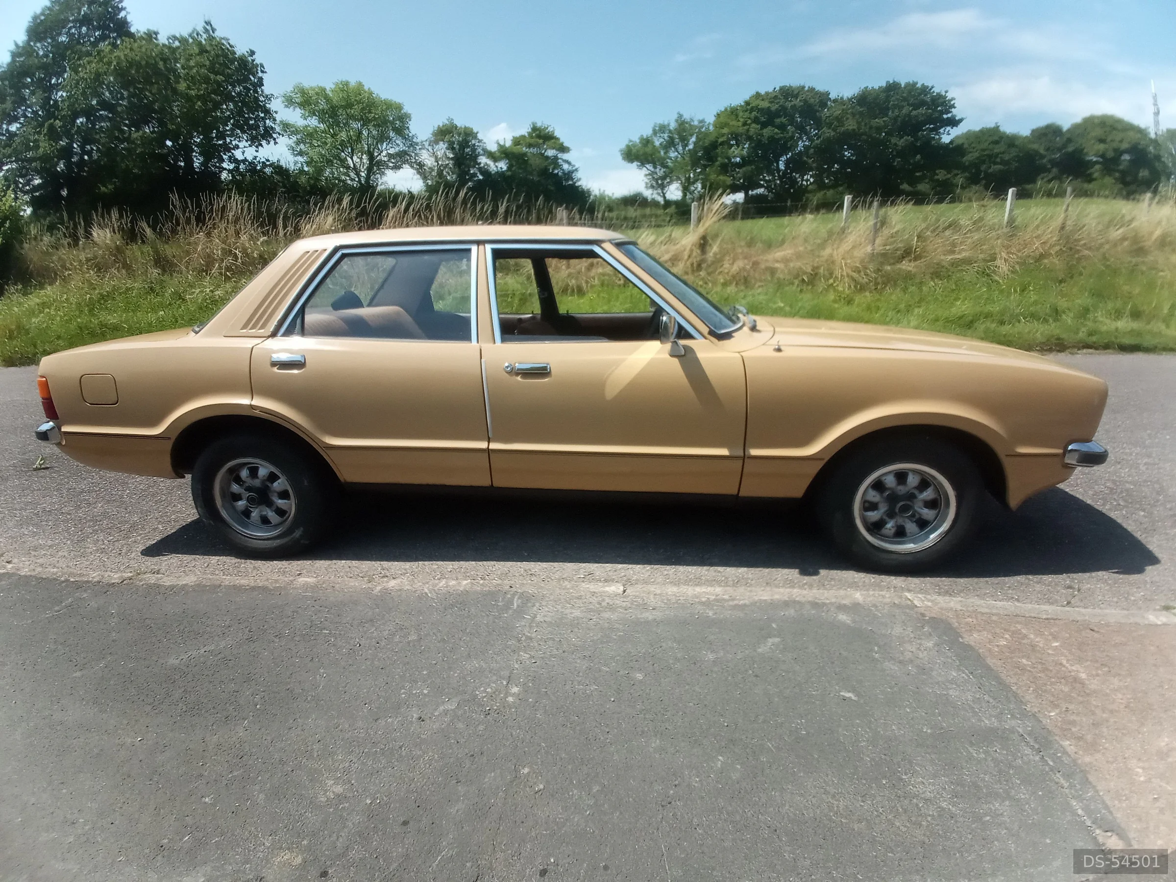 1976 Ford Cortina