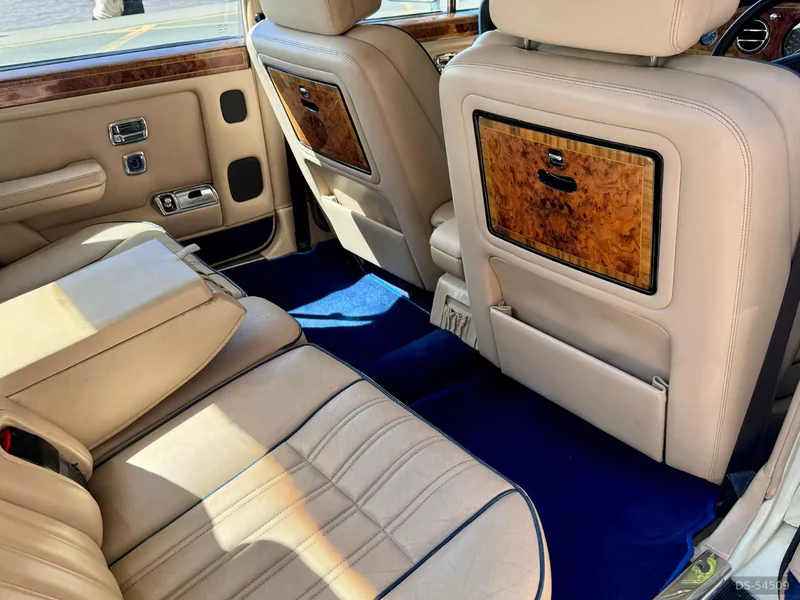 1994 Rolls-Royce Silver Spur III in Cirencester 3