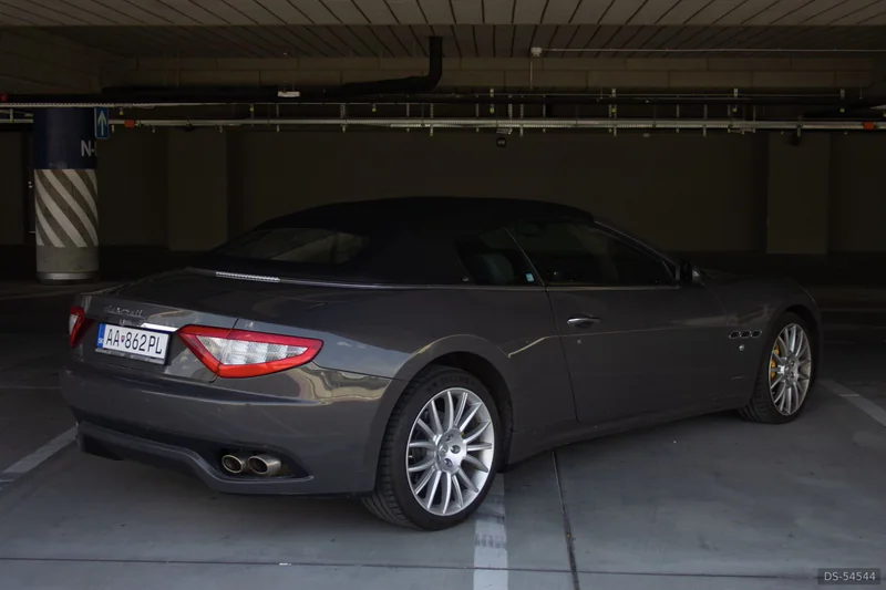 2011 Maserati Grandcabrio in Bratislava 3