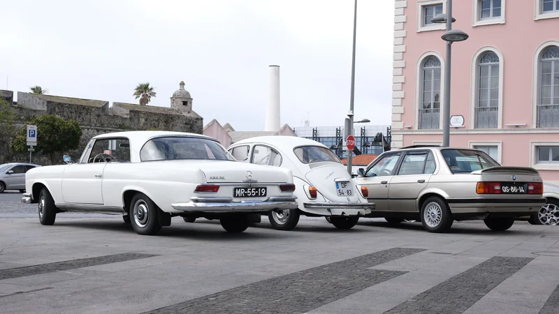 1965 Mercedes-Benz 220 Se Coupe in Ponta Delgada 12