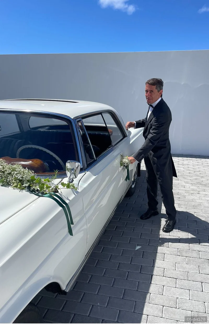 1965 Mercedes-Benz 220 Se Coupe in Ponta Delgada 11