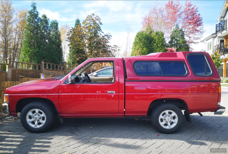 1996 Nissan Pickup in Maple Ridge 2