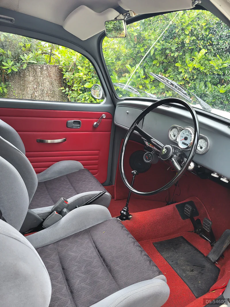 1972 Volkswagen Beetle in East Kilbride, Glasgow 5