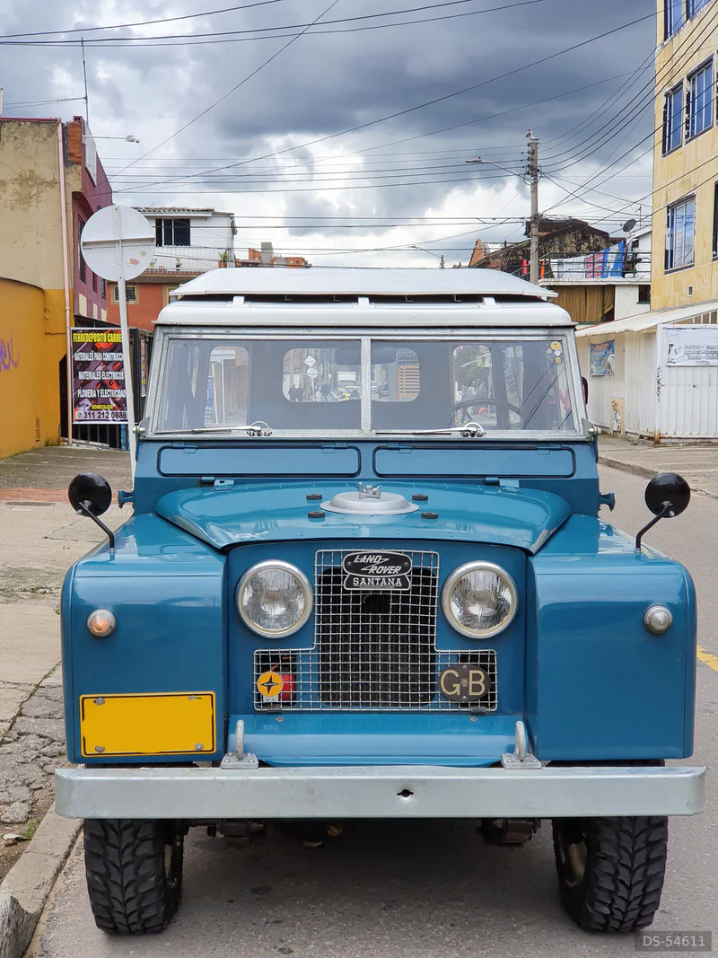 1968 Land Rover Series Defender in Bogotá 6