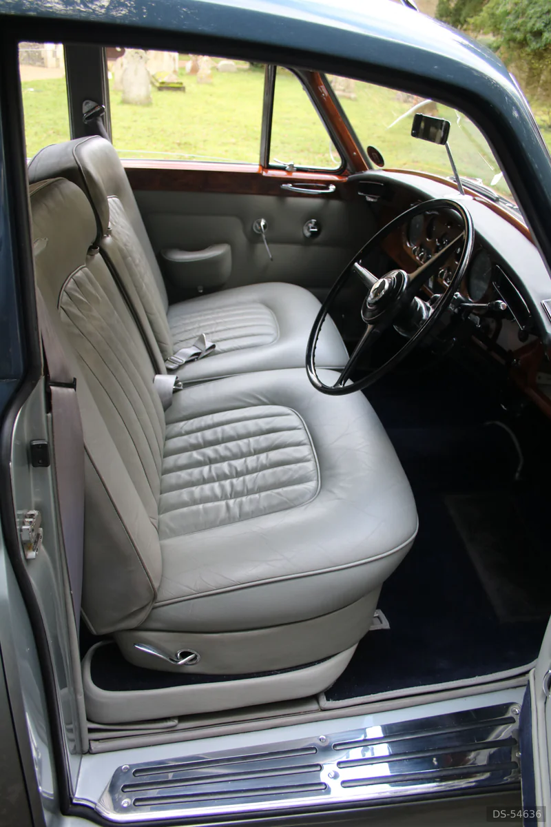 1965 Rolls-Royce Silver Cloud III in Maidenhead 4