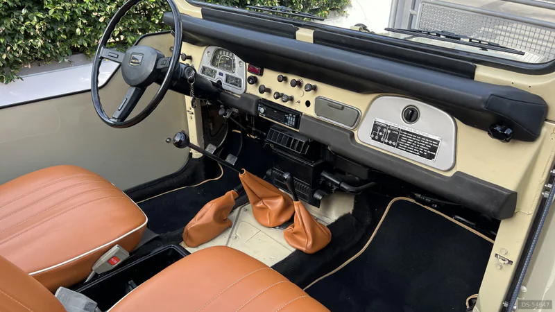 1984 Toyota Bj40 in Capaccio Paestum 10