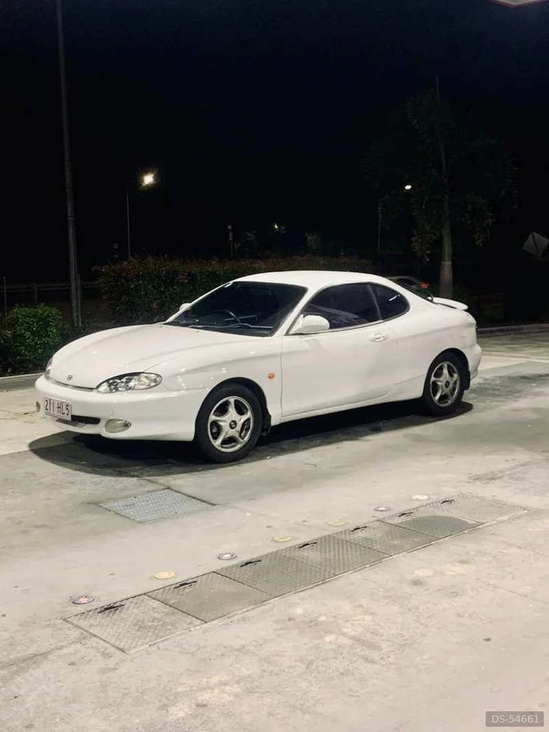 1998 Hyundai Coupe in Nerang 3