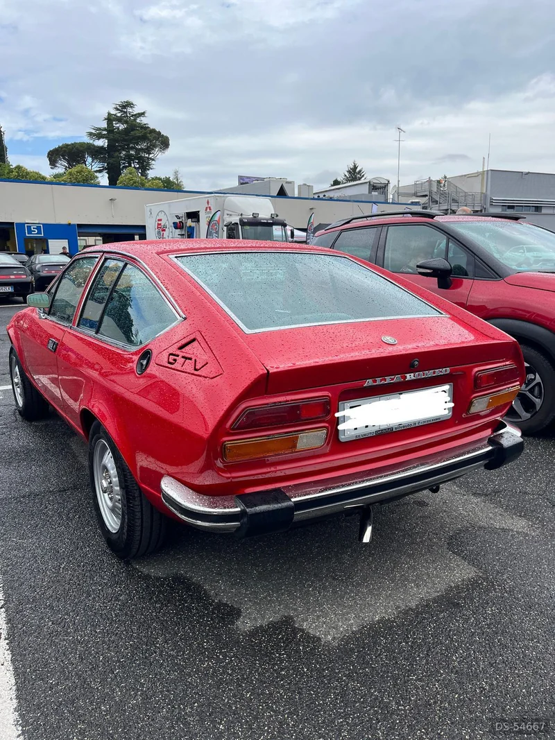 1977 Alfa Romeo Alfetta Gtv in Roma 2