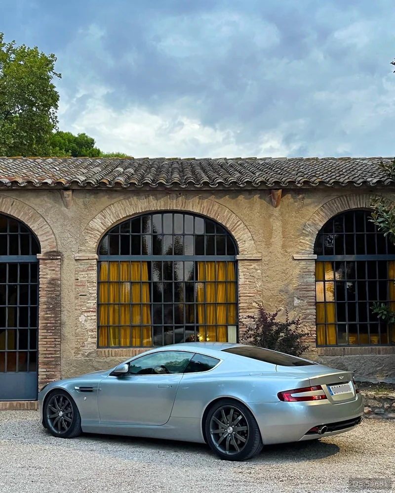2004 Aston Martin Db9 in Barcelona 2