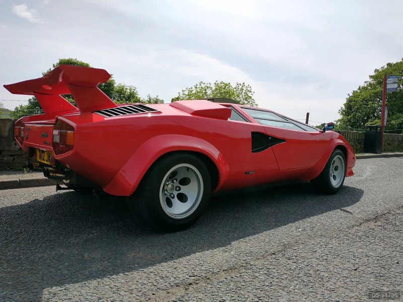 1986 Lamborghini Countach in Holmfirth 9