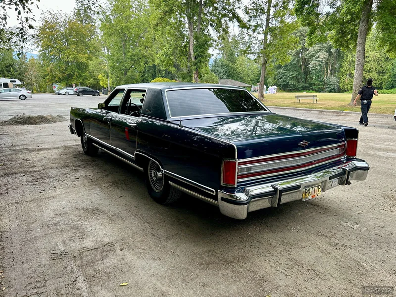1979 Lincoln Continental in Coquitlam 2