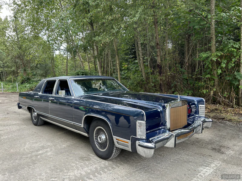 1979 Lincoln Continental in Coquitlam