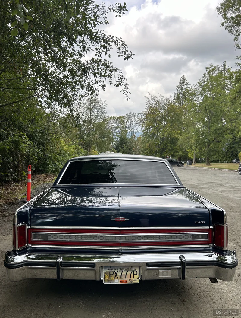 1979 Lincoln Continental in Coquitlam 6