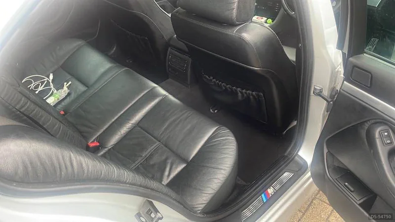 2000 BMW 535i in Milton Keynes 3