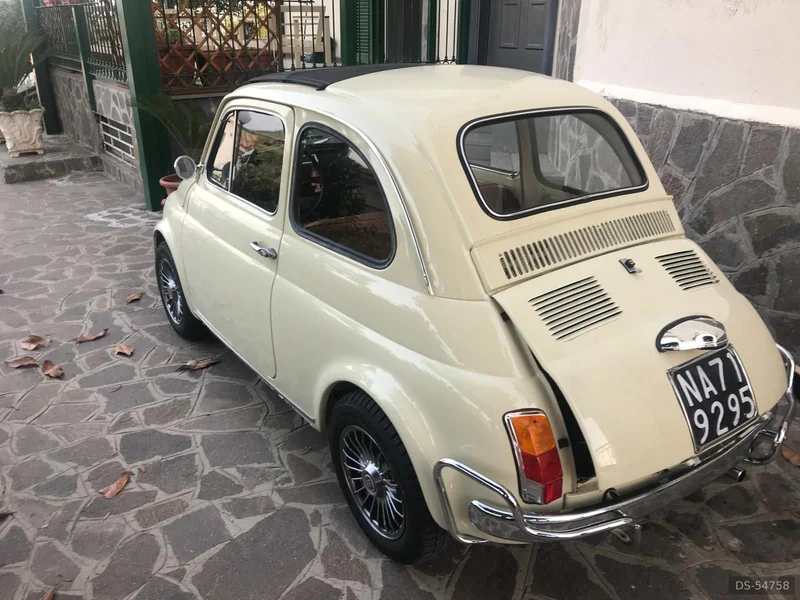 1971 Fiat 500 L in Ercolano 2
