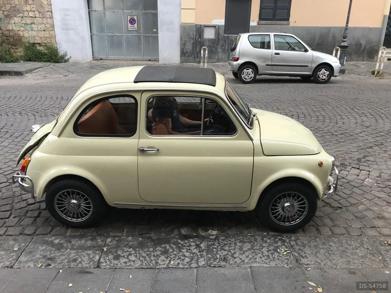 1971 Fiat 500 L in Ercolano 4