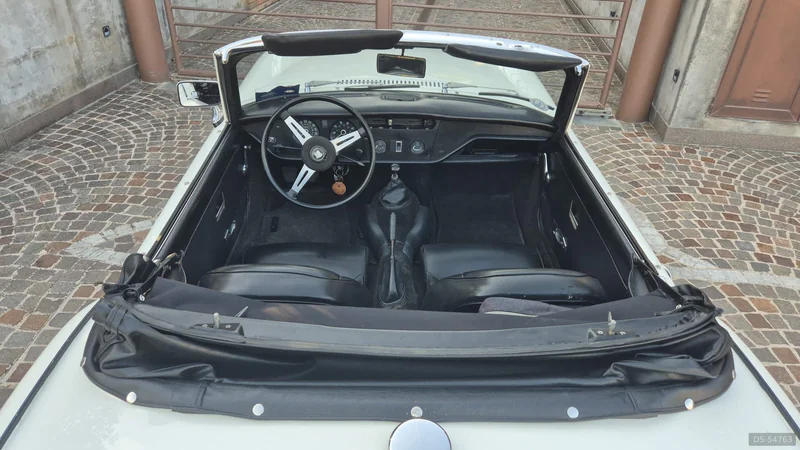 1972 Triumph Spitfire Mk4 in Rimini 3