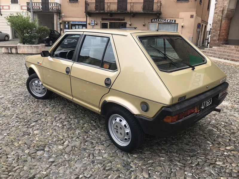 1983 Fiat Ritmo  in Milano 9