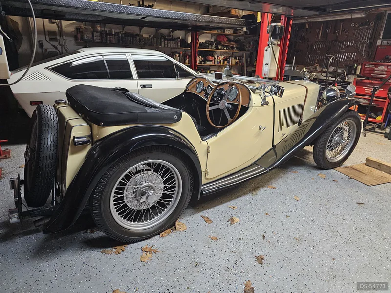 1949 MG Tc in Richmond Hill 2